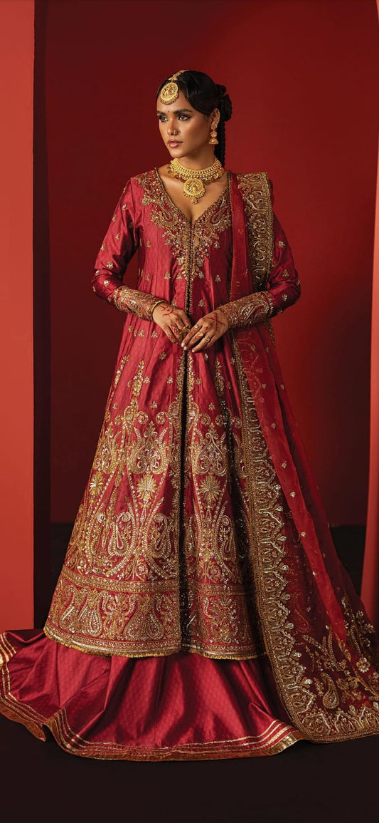 Agnija Embroidered Set