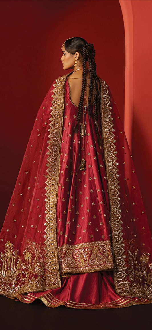 Agnija Embroidered Set