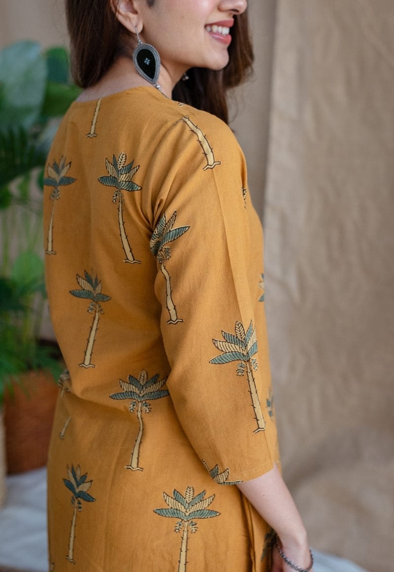 Desi Phool Kurta